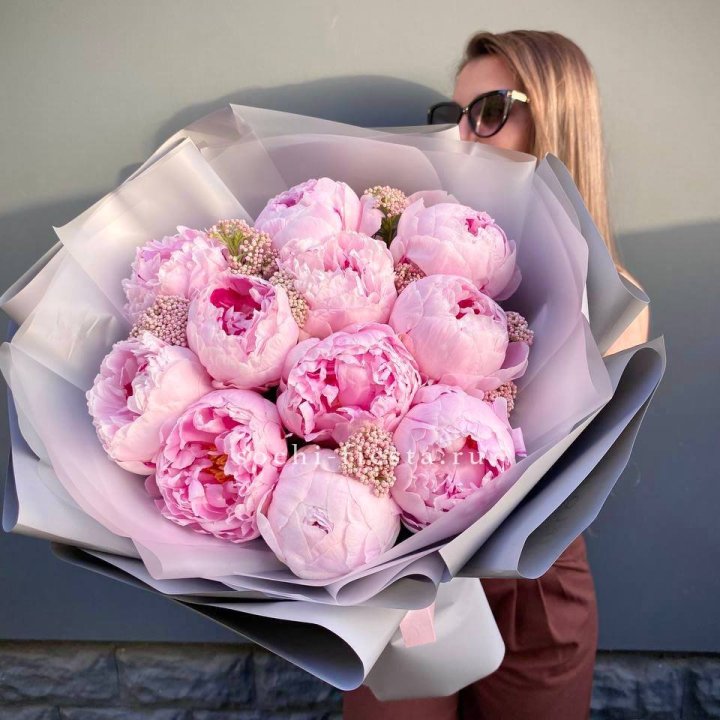 Букет с пионами "Стайл" в Калининграде