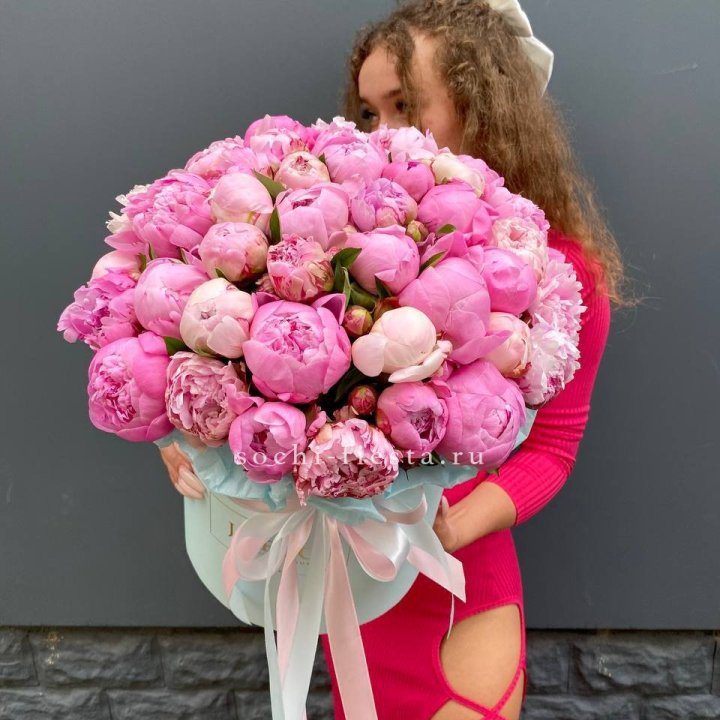 51 пион в цилиндре в Калининграде