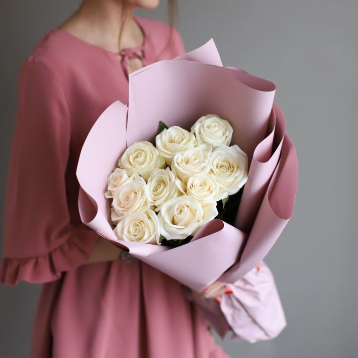 11 белых роз в Калининграде