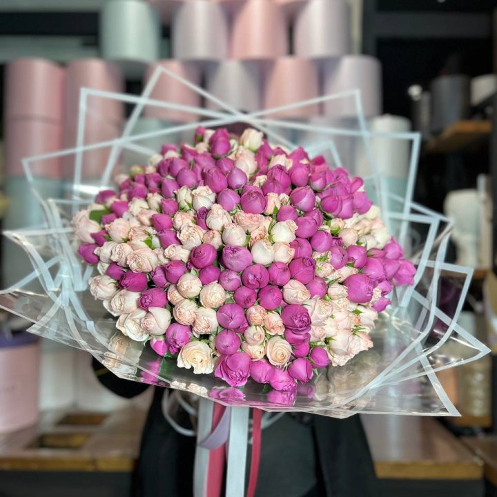 101 кустовая пионовидная роза в Калининграде