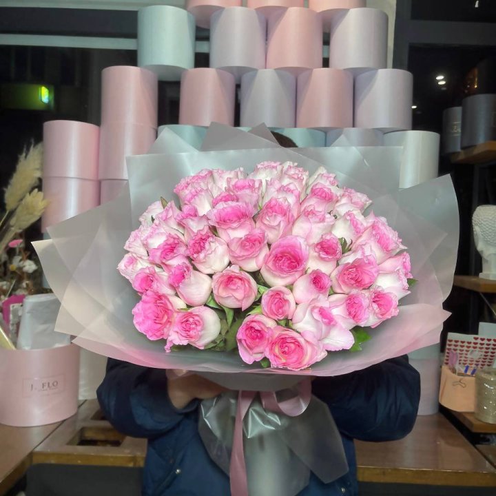  51 розовых роз в Калининграде