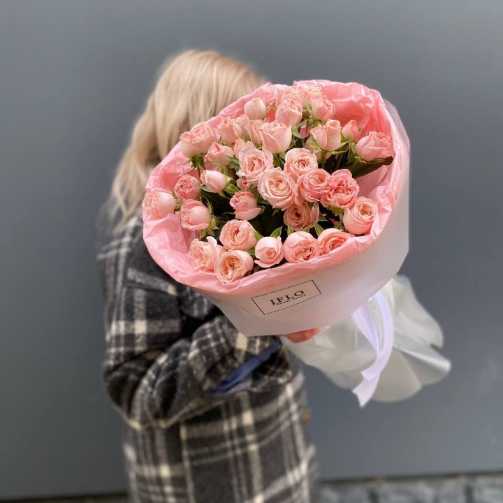 11 роз бомбастик в Калининграде