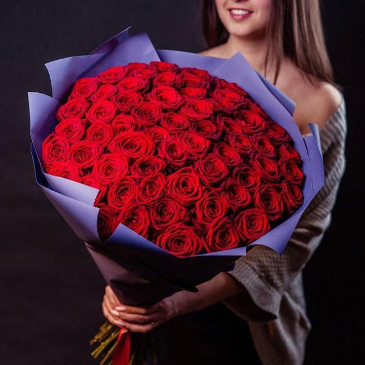 71 красная роза в Калининграде