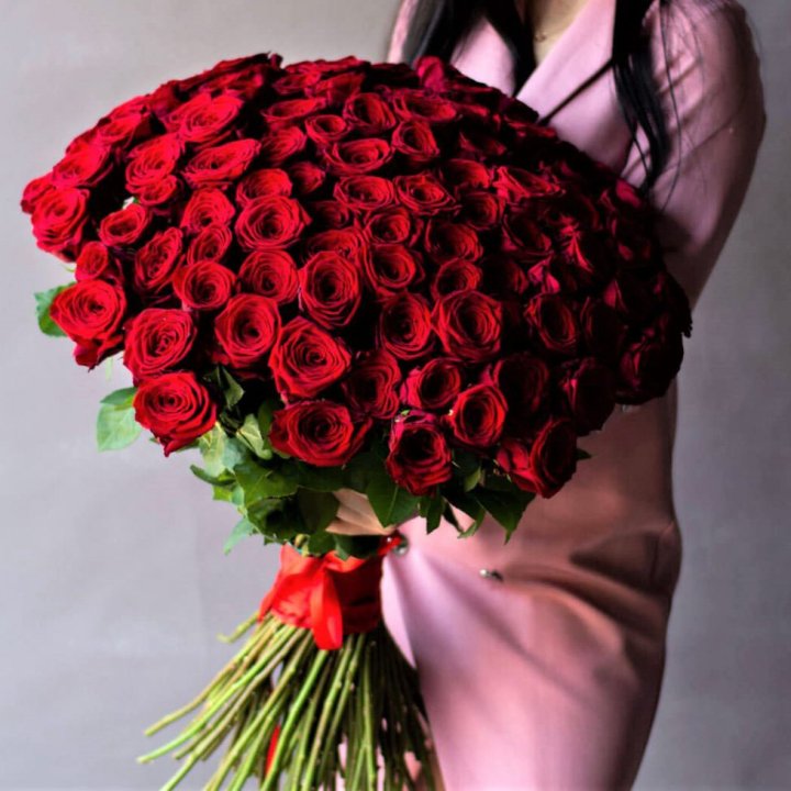 101 высокая роза в Калининграде