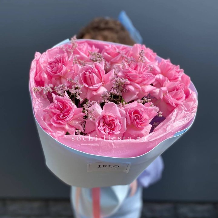 Букет французских розовых роз  в Калининграде