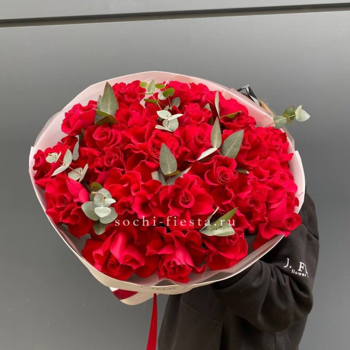 23 Красных французских роз в Калининграде