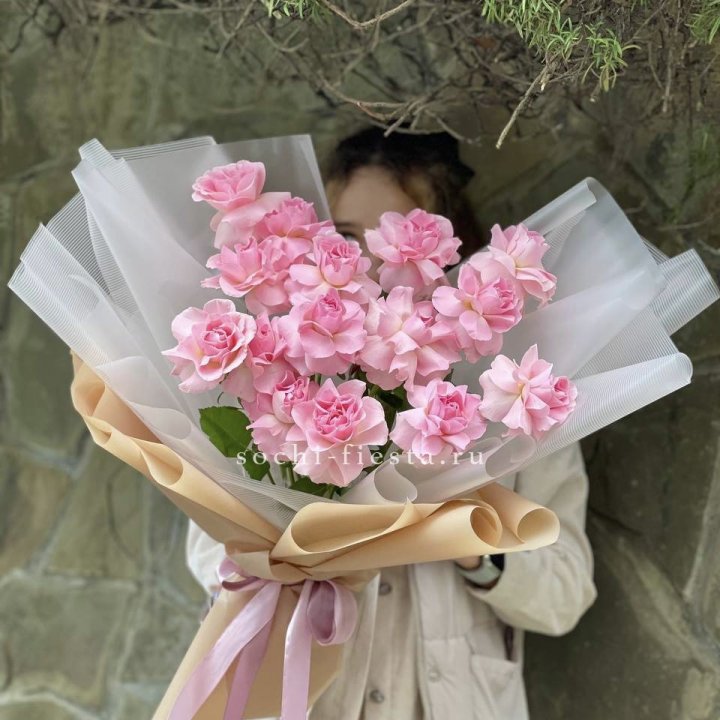 Букет из 15 французских роз Пинк дрим в Калининграде