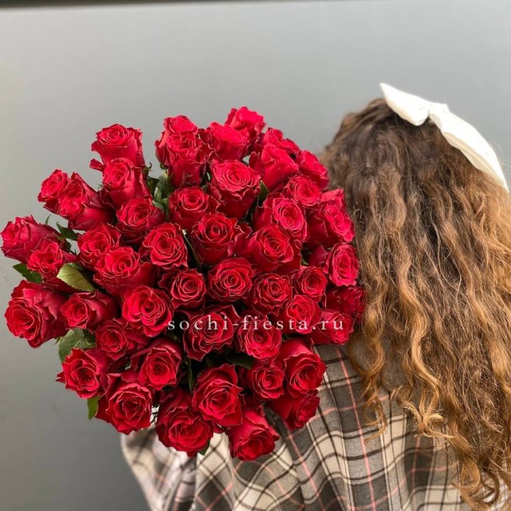 51 красная роза в Калининграде