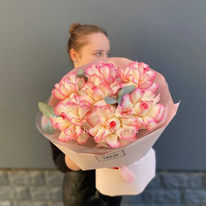 7 французских роз Джумилия в Калининграде