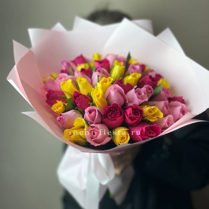 Букет из 51 розы Микс (Кения) в Калининграде
