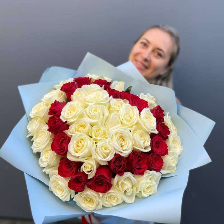 51 роза "Сердце" в Калининграде