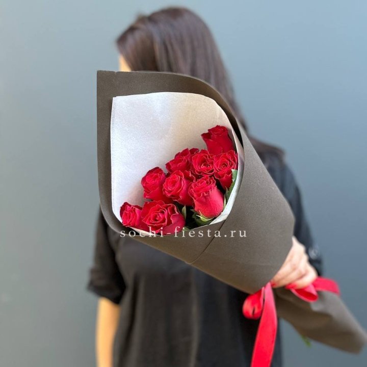 9 красных роз в фоамиране в Калининграде