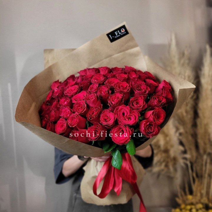 63 красных роз вайт в Калининграде