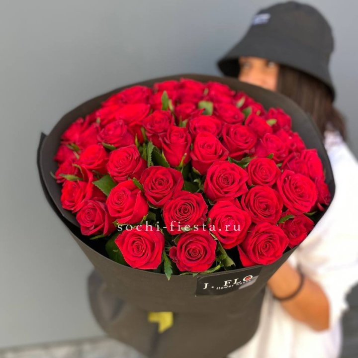 51 роза "Блек" в Калининграде