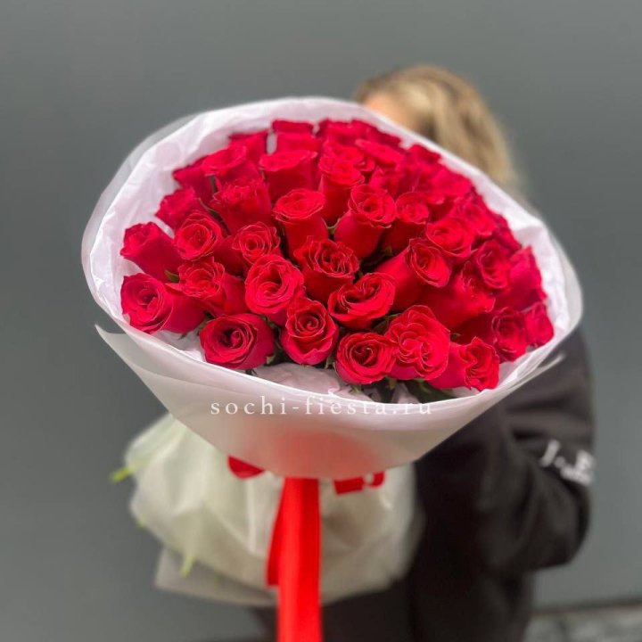 55 красных роз "Амелия" в Калининграде