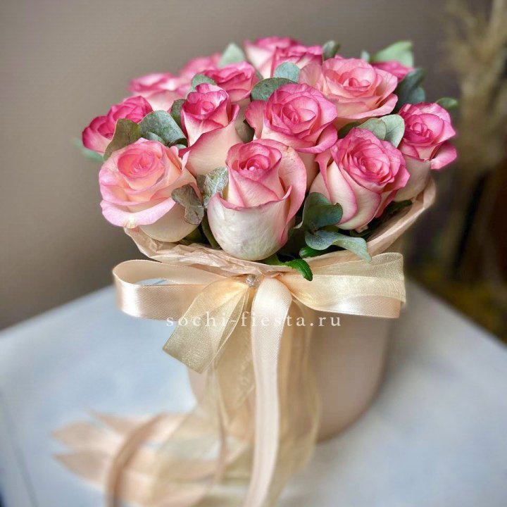 19 Роз Джумилия в коробке в Калининграде