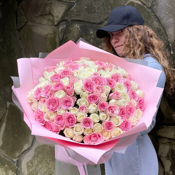 101 роза Миксбери в Калининграде