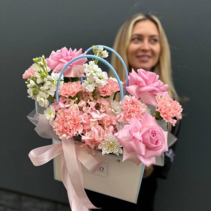 Сумочка "Бал цветов" в Калининграде