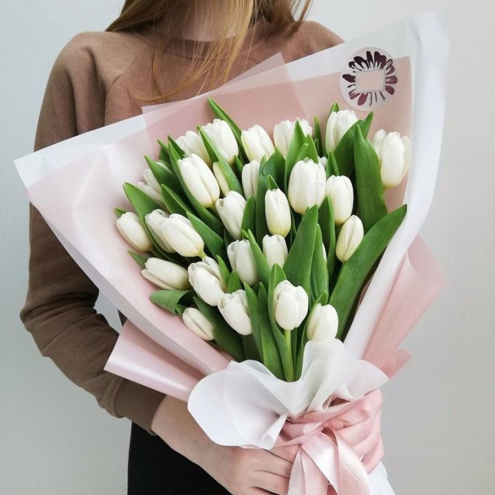 Букет белых тюльпанов "Моника" в Калининграде