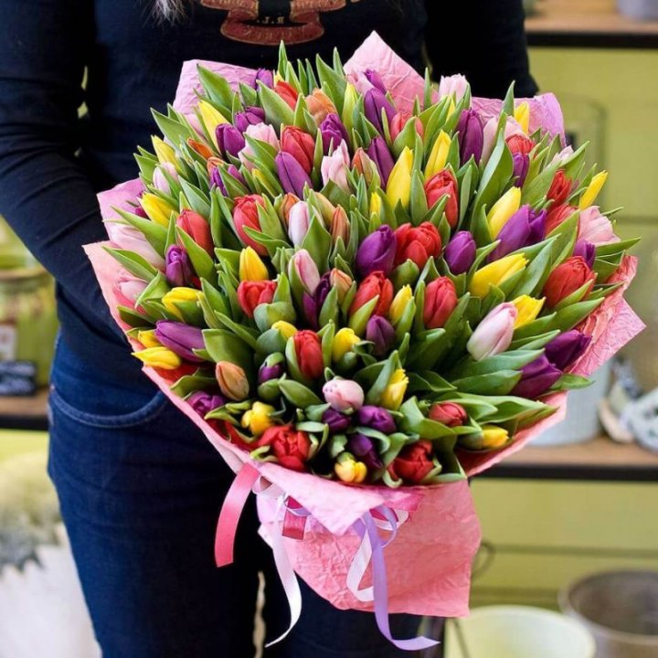 101 тюльпан "Джуси" в Калининграде